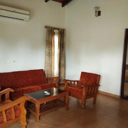 Hampi Heritage & Wilderness Resort-Jungle Lodges 贝拉里 外观 照片